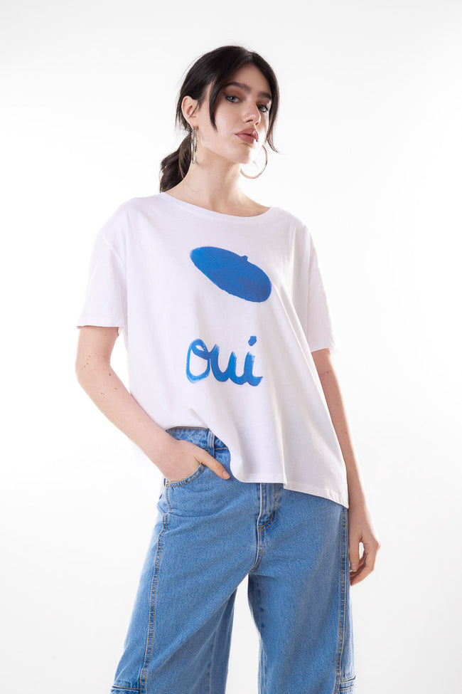 White cotton relaxed-fit short-sleeve T-shirt with blue Oui brush-style print and abstract graphic