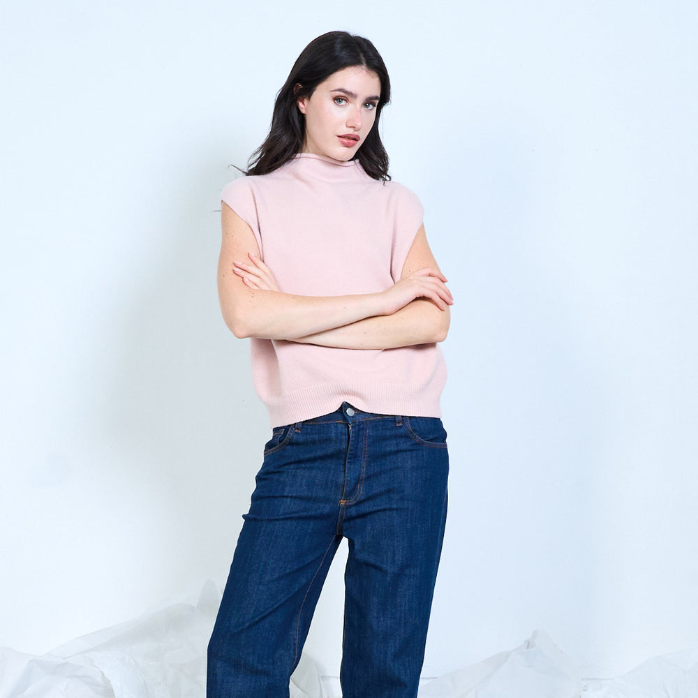 Ray & Co — representative product from the current collection
