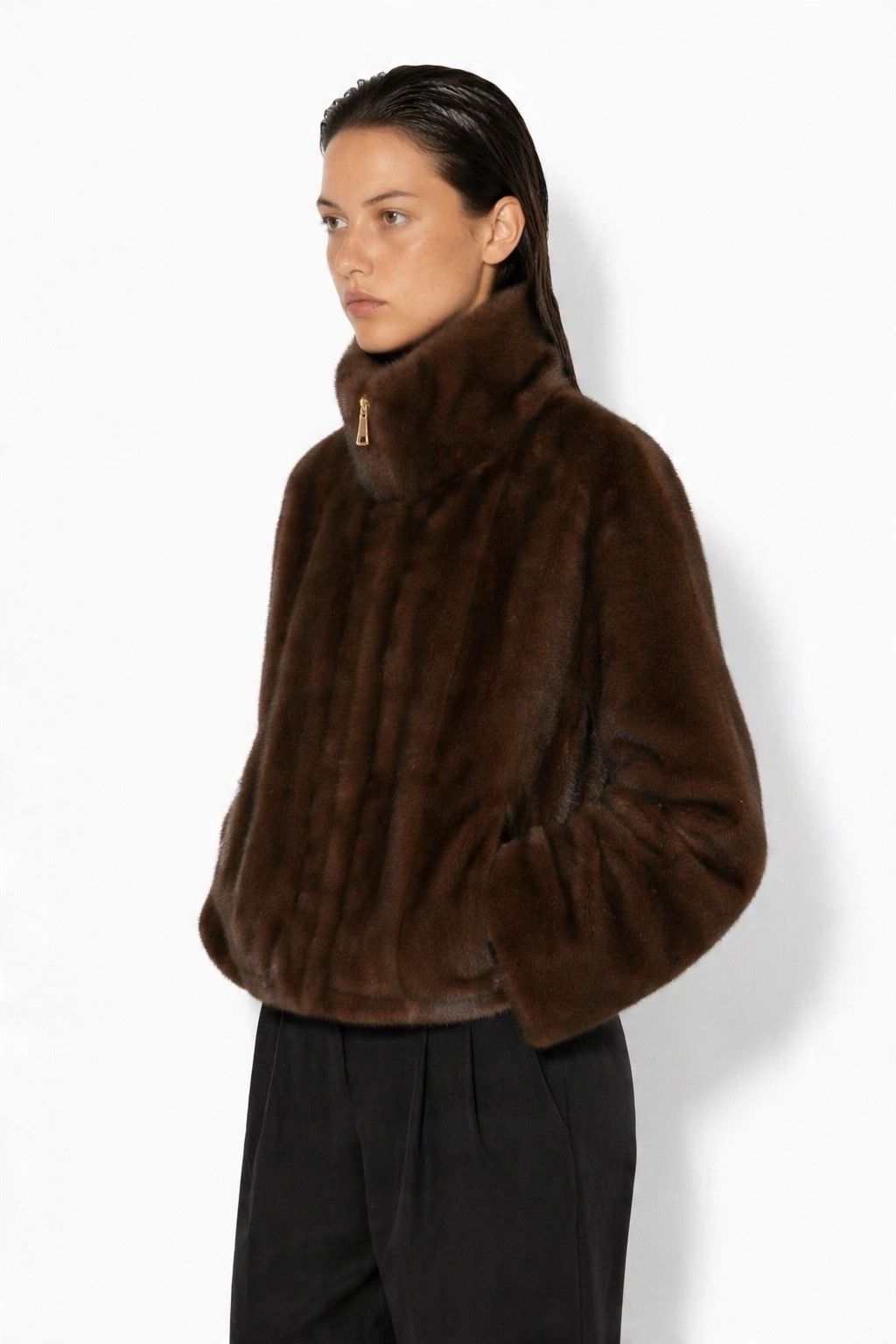 Vente en gros de veste col montant en fausse fourrure effet vison - image 1