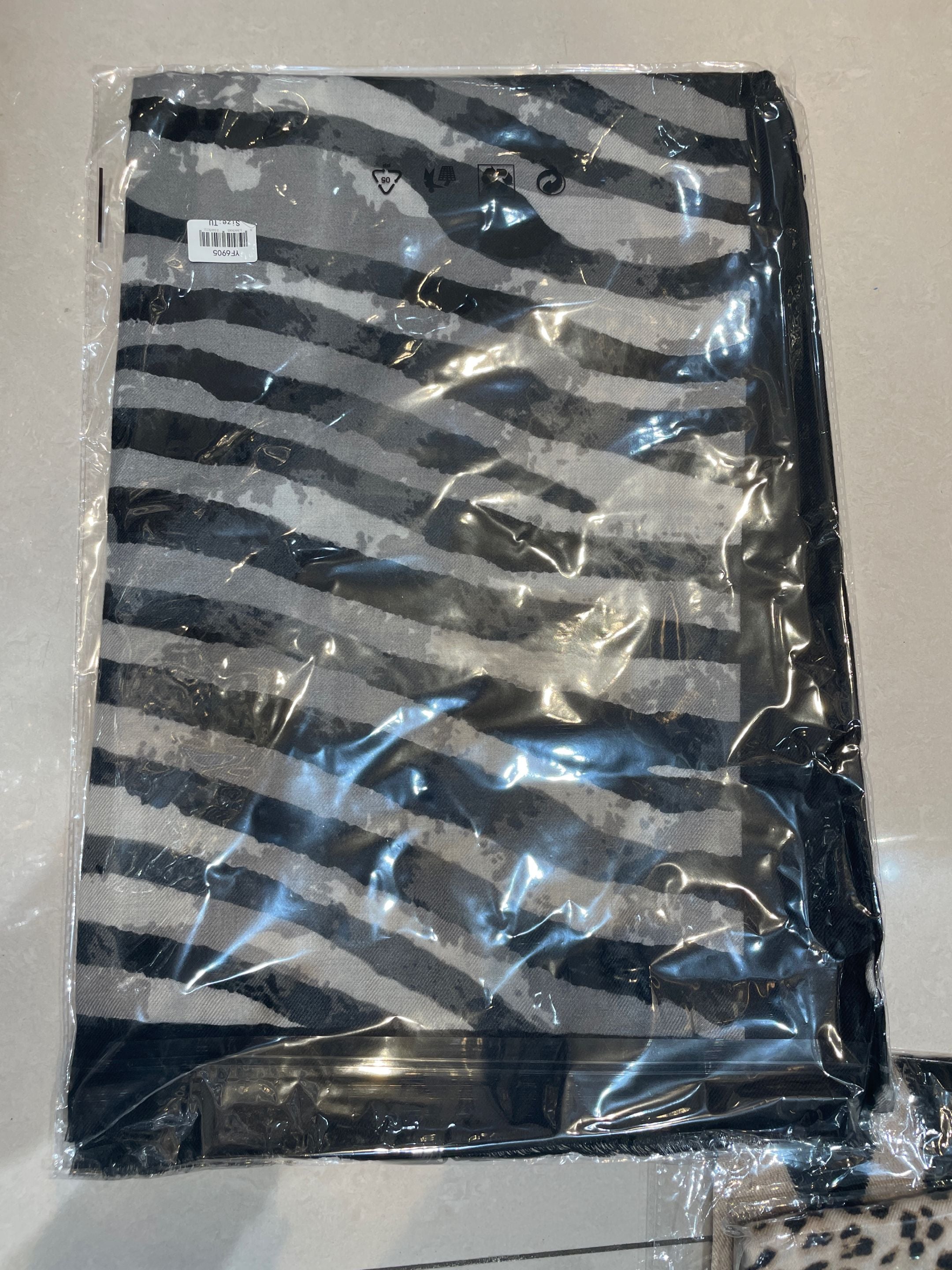 Painterly Zebra-Print Viscose-Blend Šalle - 1. attēls